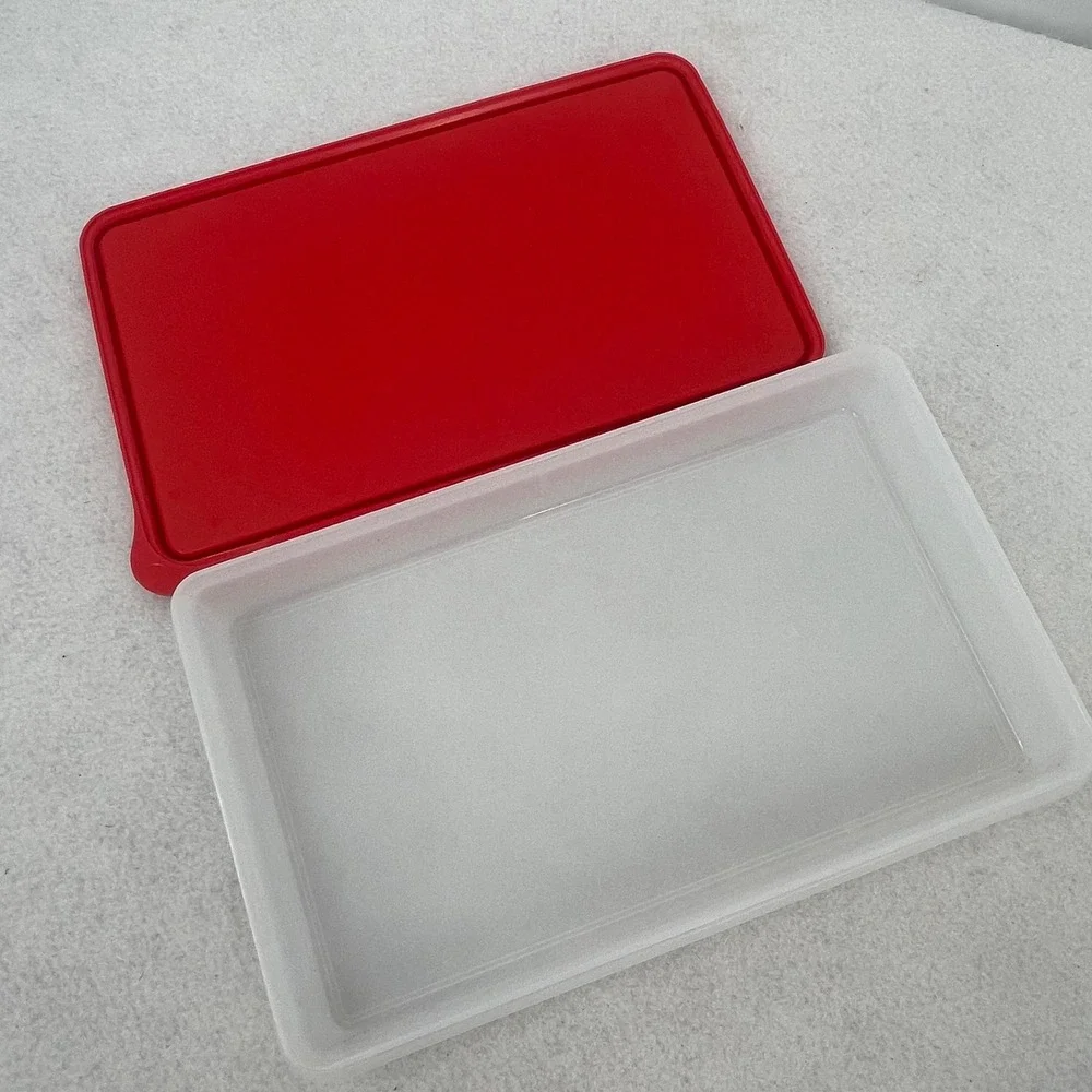 Tupperware FridgeSmart Large Flat Container Red Seal Clear Base 11.5x7.5x1.5
